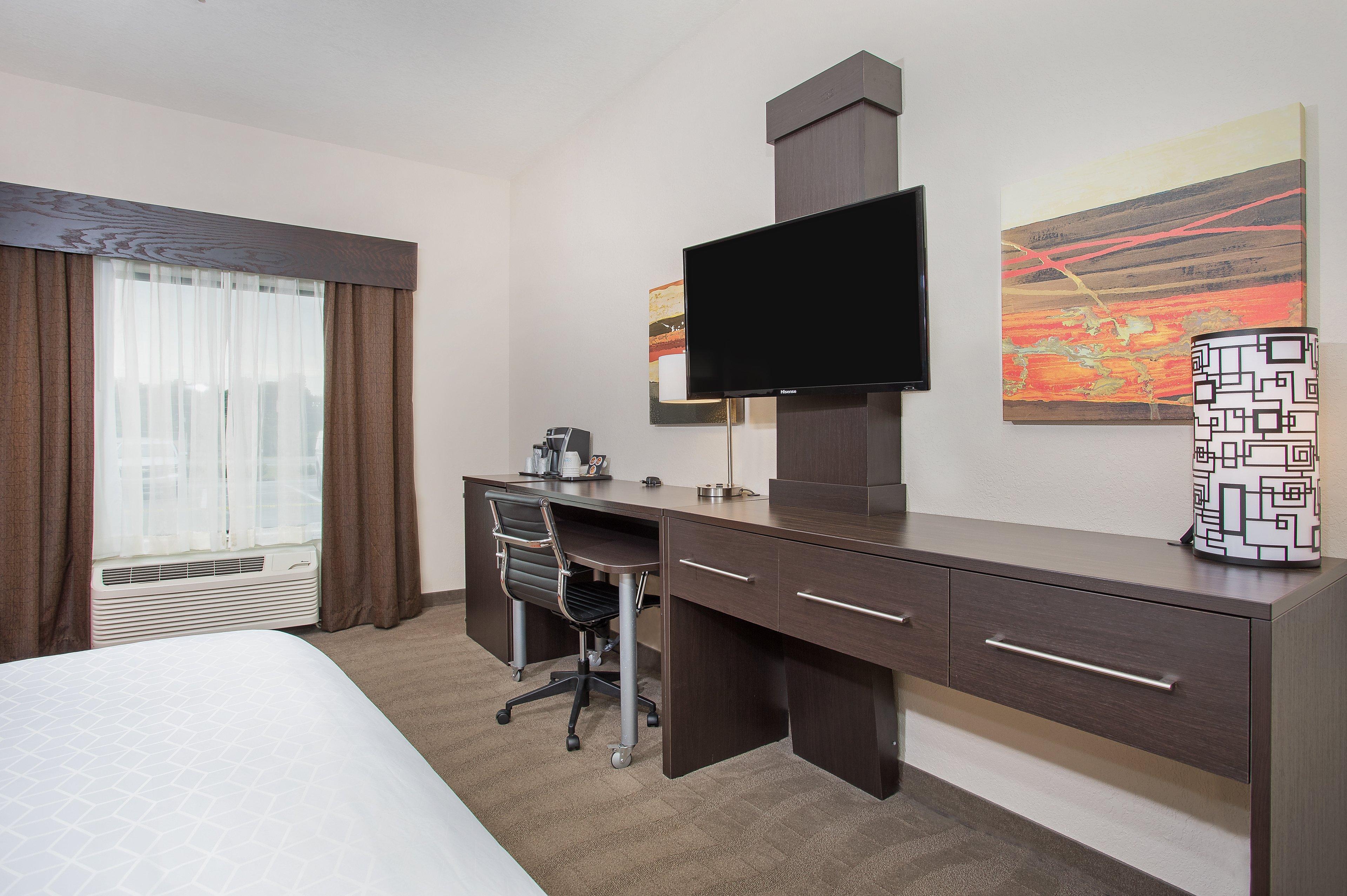 Holiday Inn Express Hotel & Suites Glasgow By Ihg Exterior photo